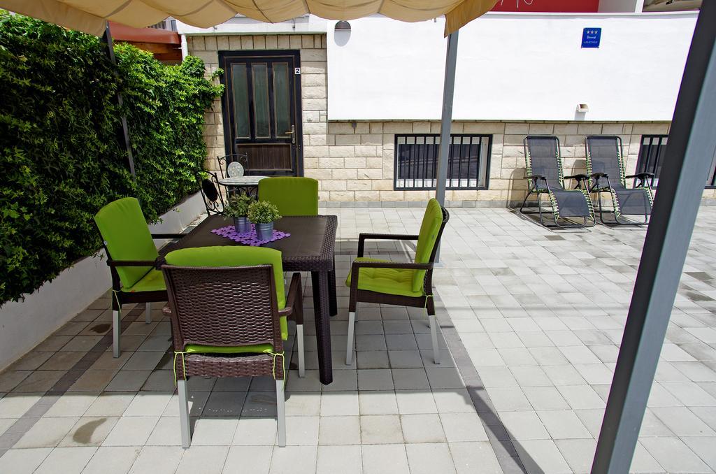 Apartments Armonia Podstrana Exterior foto